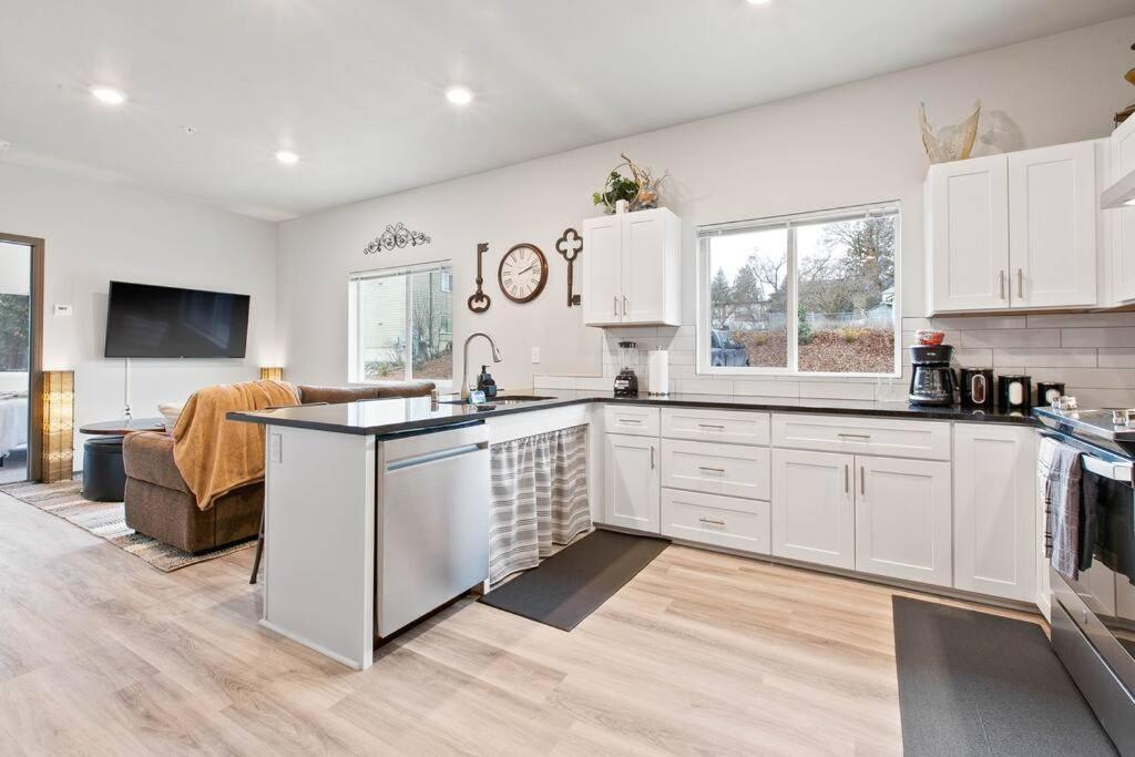 Ferienwohnung Full Ada Unit - 2 Bed 2 Bath Unit Near Downtown Spokane Exterior foto